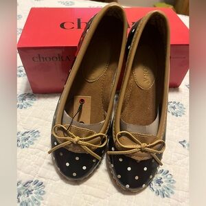 Chooka Black and Tan Polka Dot Ballet Flat | Size 6